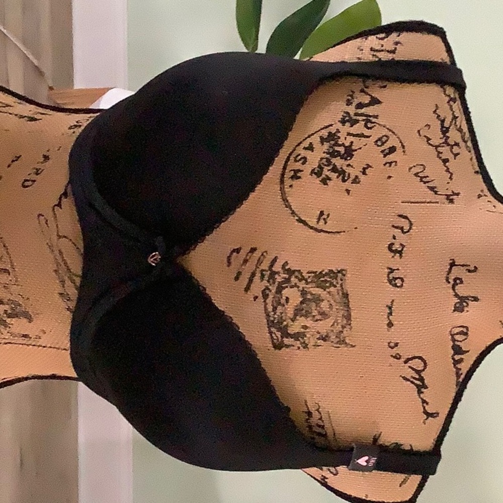 Victoria's Secret Black Bra with Underwire Support